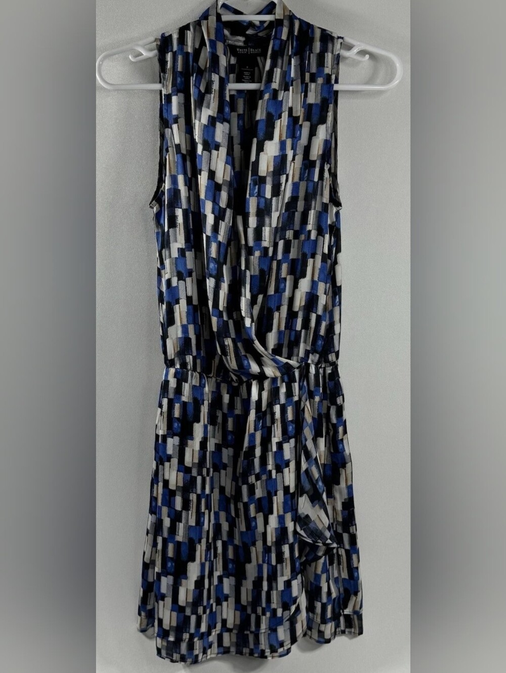 WHBM: Blue Black White Geometric Sleeveless Wrap Dress